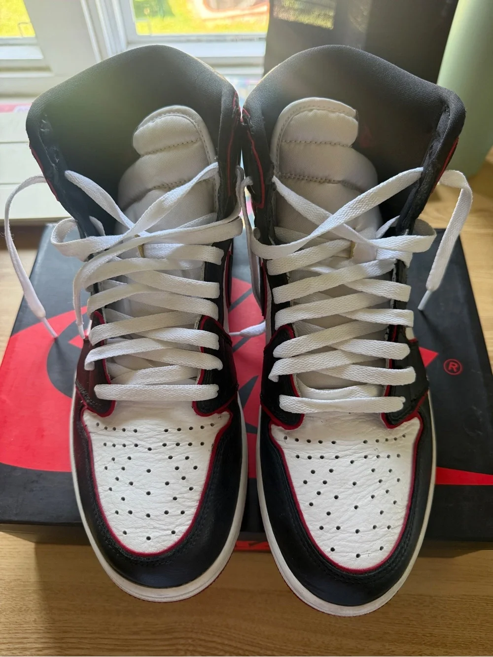 Jordan 1 Bloodline